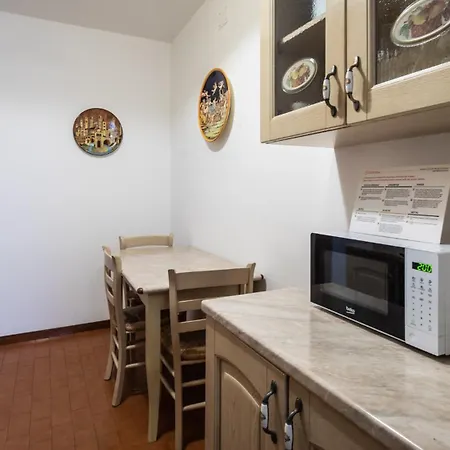 Italianway - Ermes Di Colloredo 34 B *