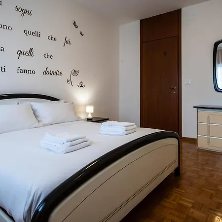 Italianway - Ermes Di Colloredo 34 B * Udine